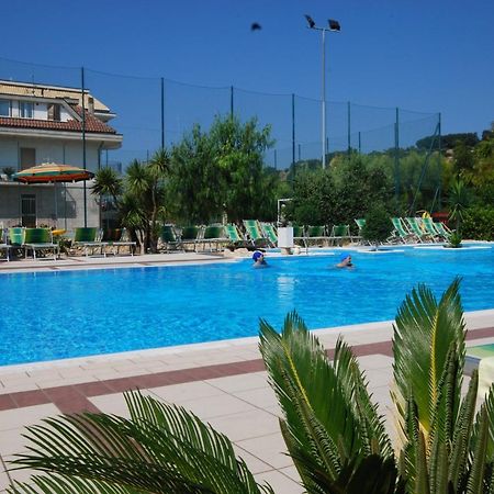 Villaggio Verde Cupra Cupra Marittima Esterno foto