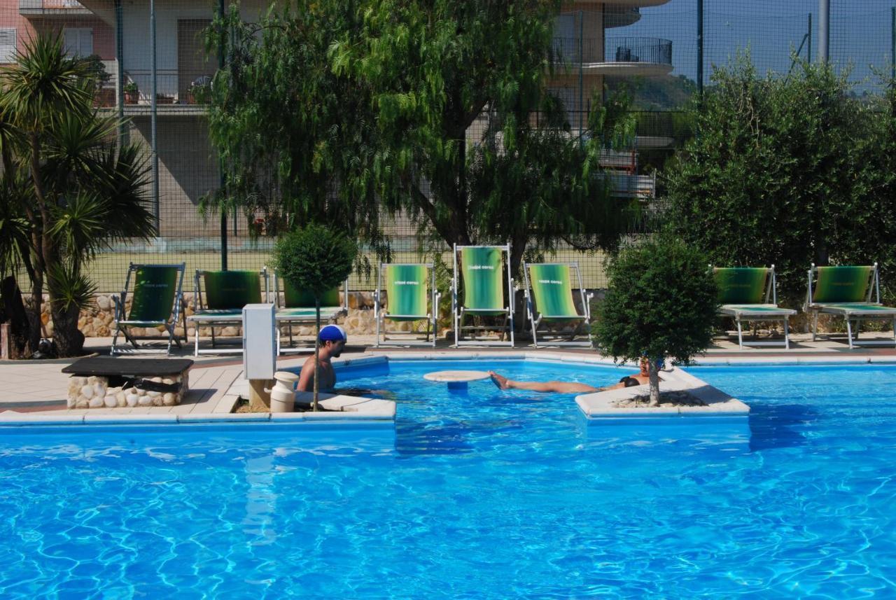 Villaggio Verde Cupra Cupra Marittima Esterno foto